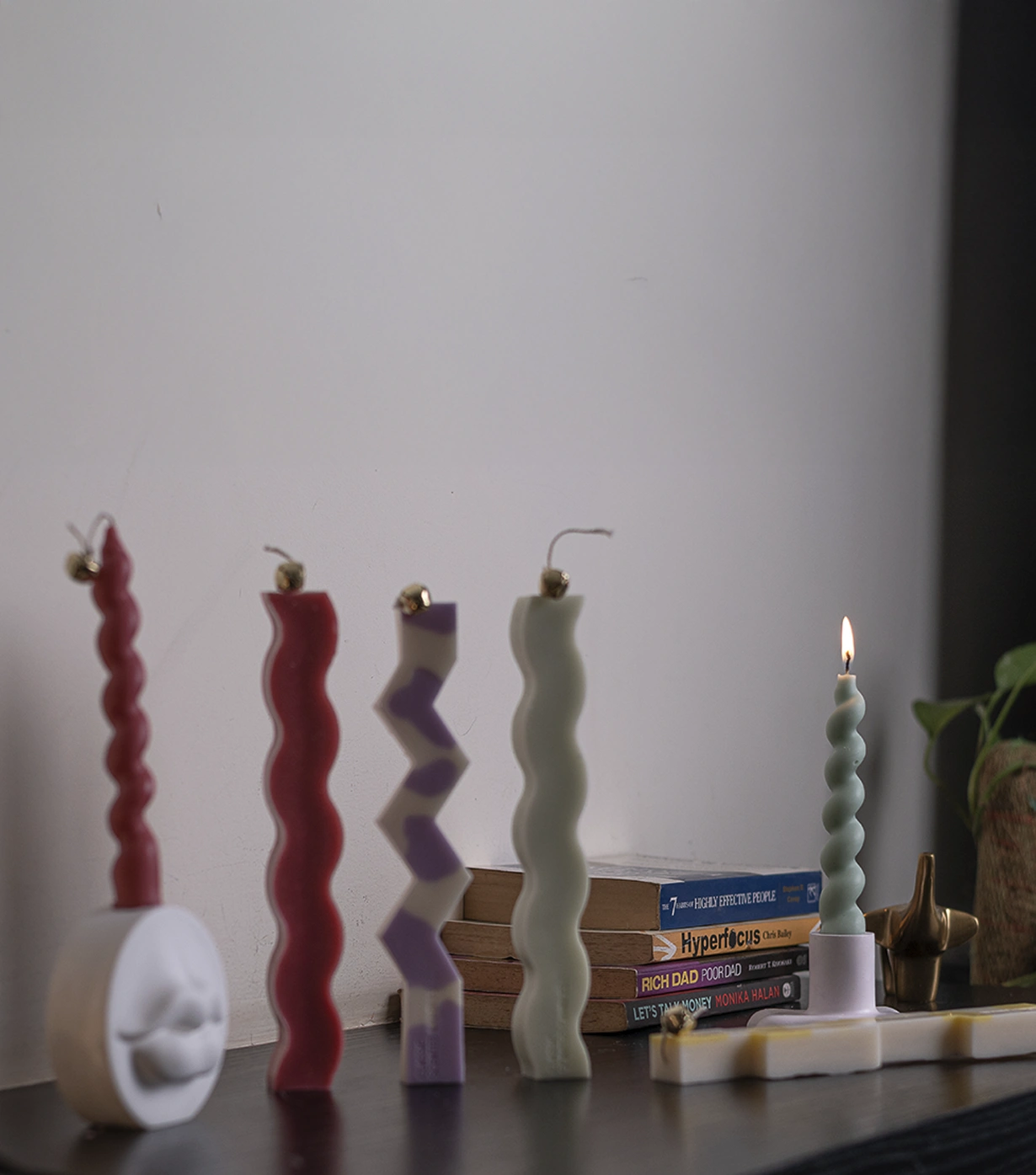 Patterns pillar candles