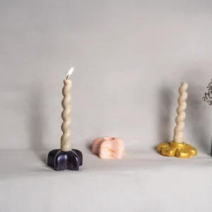Spiral pillar candle