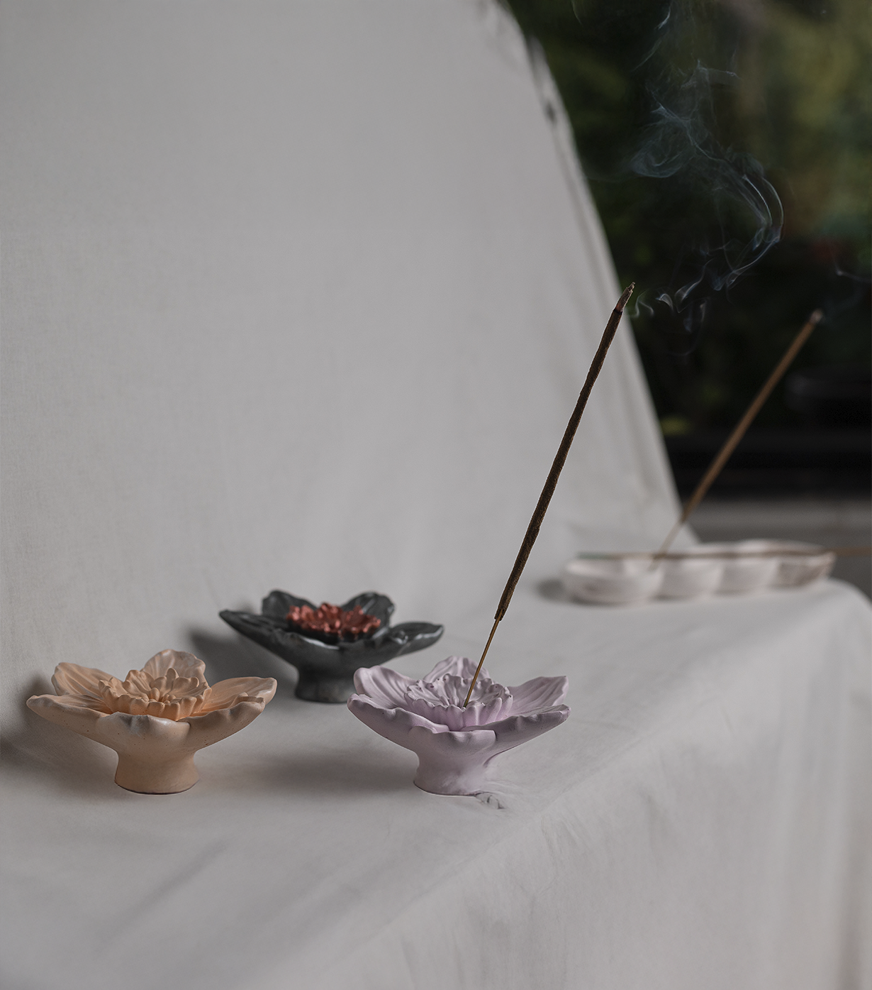 Blooming Daffodil Incense holder - Image 8