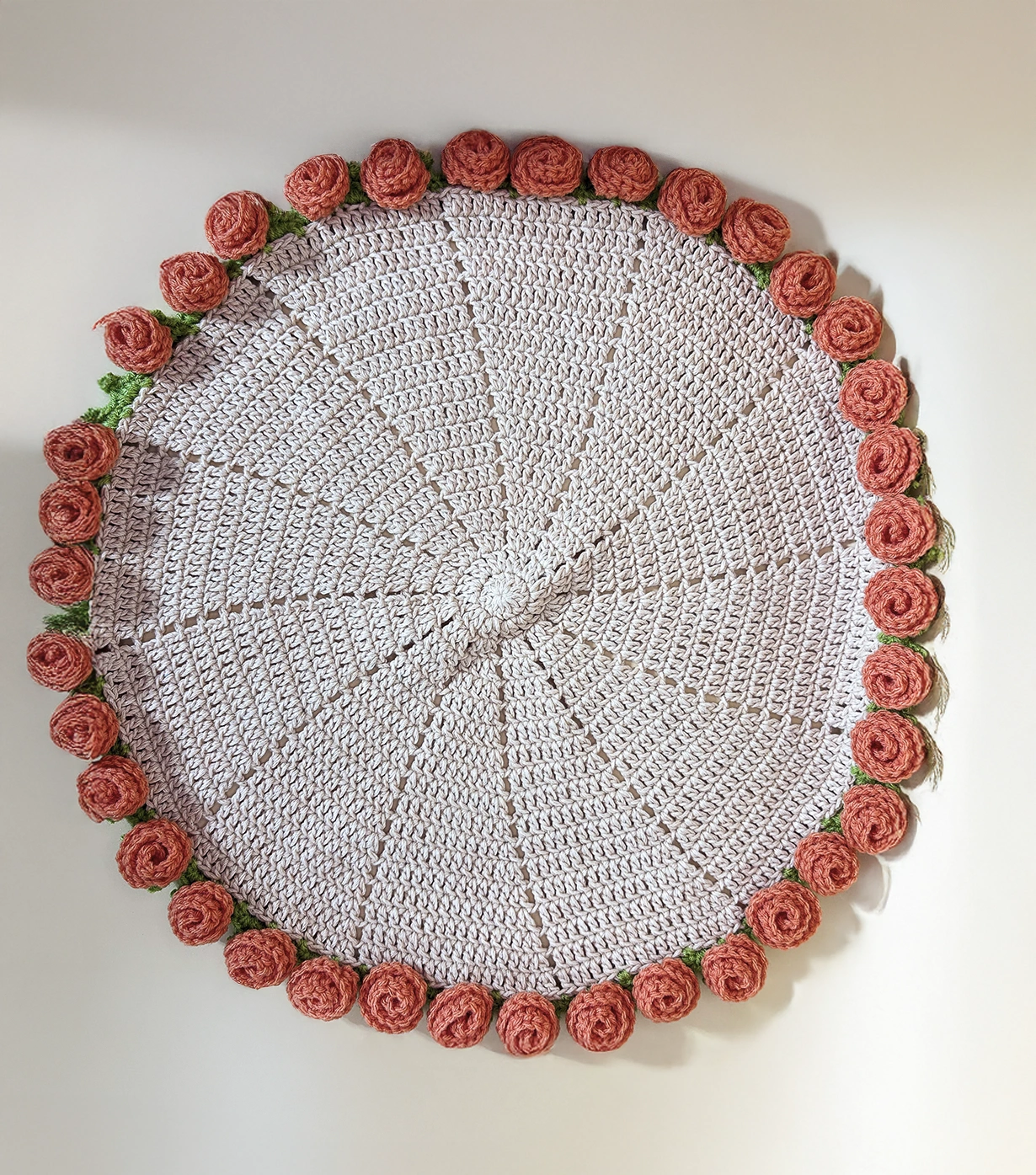 Round table Rose mat - Image 4