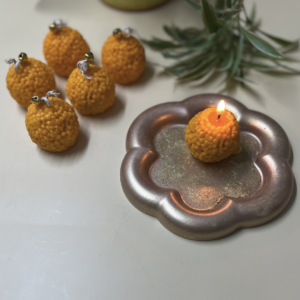 Motichoor ke laddoo candle
